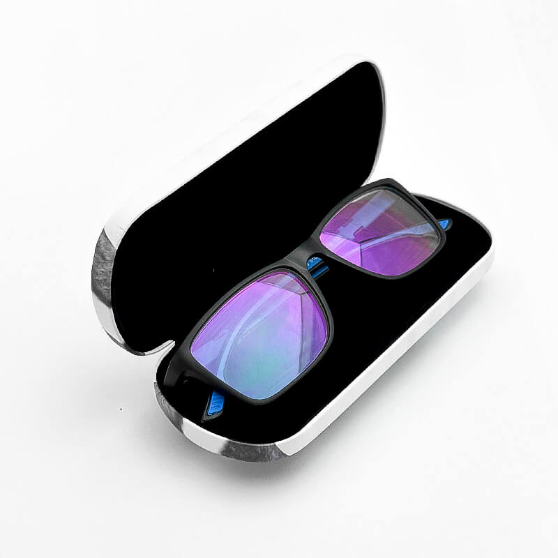 GLASSES CASE DOG BLACK & WHITE