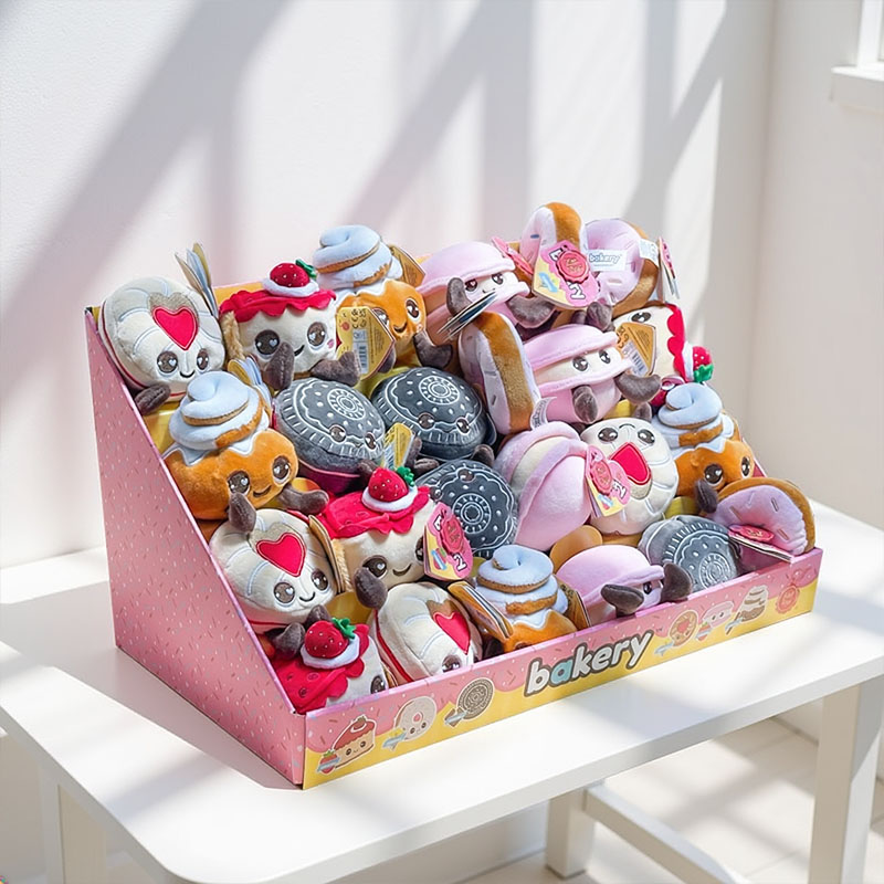 SWEET SCENTED BAKERY TREATS 6-ASS 8cm COUNTERDISPLAY /24