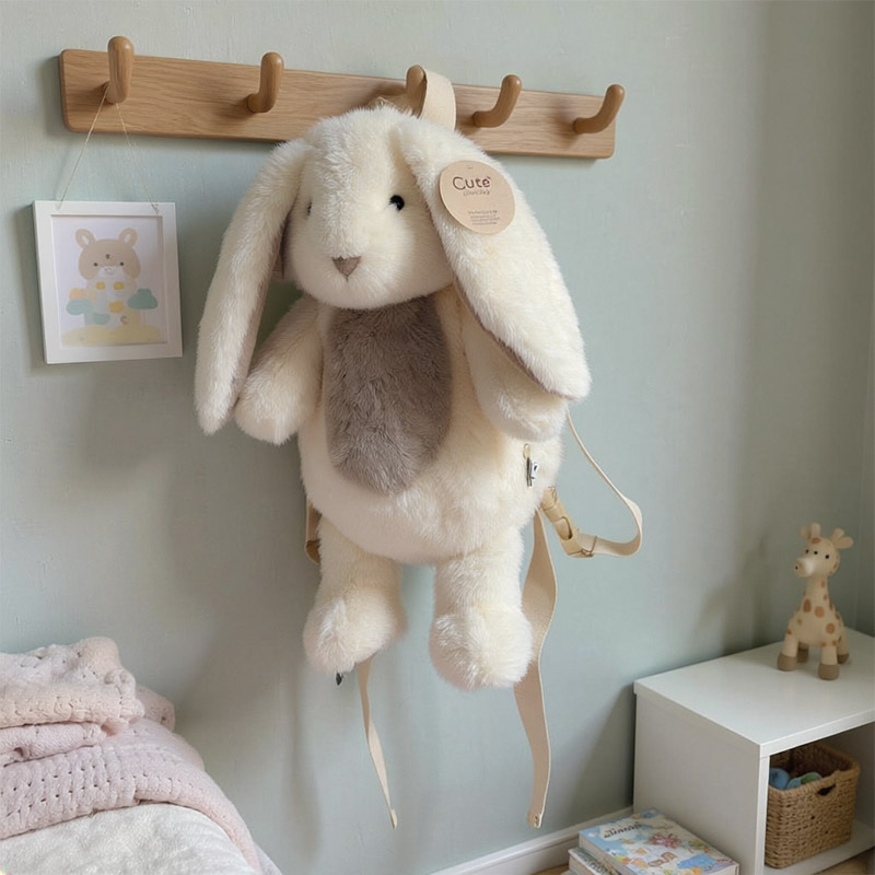 BACKPACK RABBIT 42cm