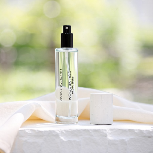 [FCS002W] FRENCH CONNECTION WHITE WOODEN SURROUND LEMONGRASS&GINGER ROOM SPRAY 100ML