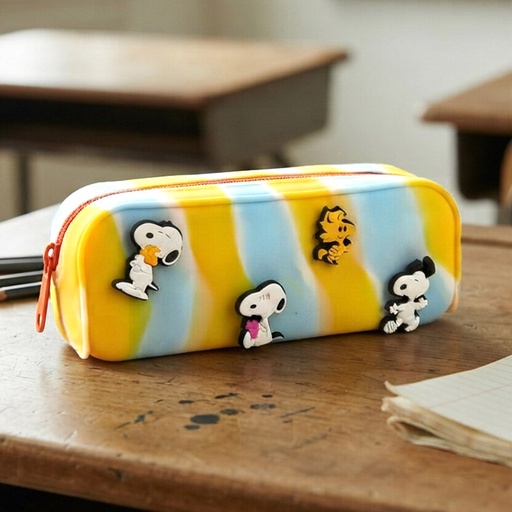 [00021932] PENCIL CASE SILICONE SNOOPY & WOODSTOCK